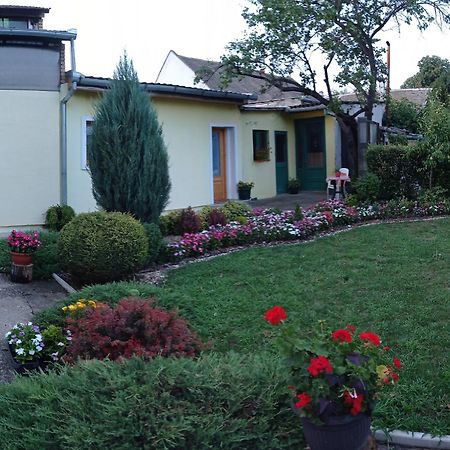 Ferienwohnung Sobe Ana Sombor Exterior foto